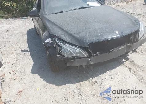 2017 Mercedes-Benz E 400 4Matic z USA, uszkodzony, nr VIN WDDKJ6HB9HF352815